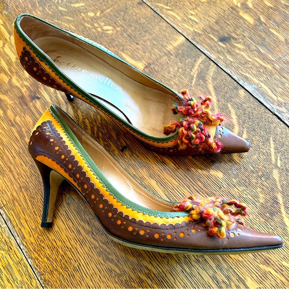 Vintage Leather and Yarn Bettye Muller Designer Heels - Picture 1 of 8